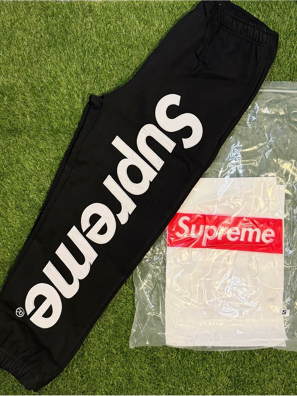 Supreme Black Sweatpants